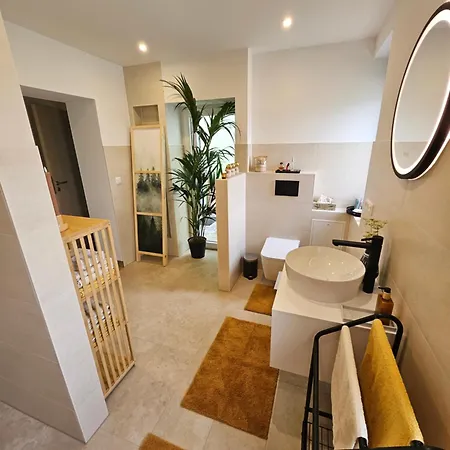 Modern, Ruhig, Gemuetlich Inmitten Der Rhoen 公寓 *