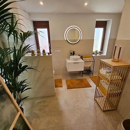 Daire Modern, Ruhig, Gemuetlich Inmitten Der Rhoen